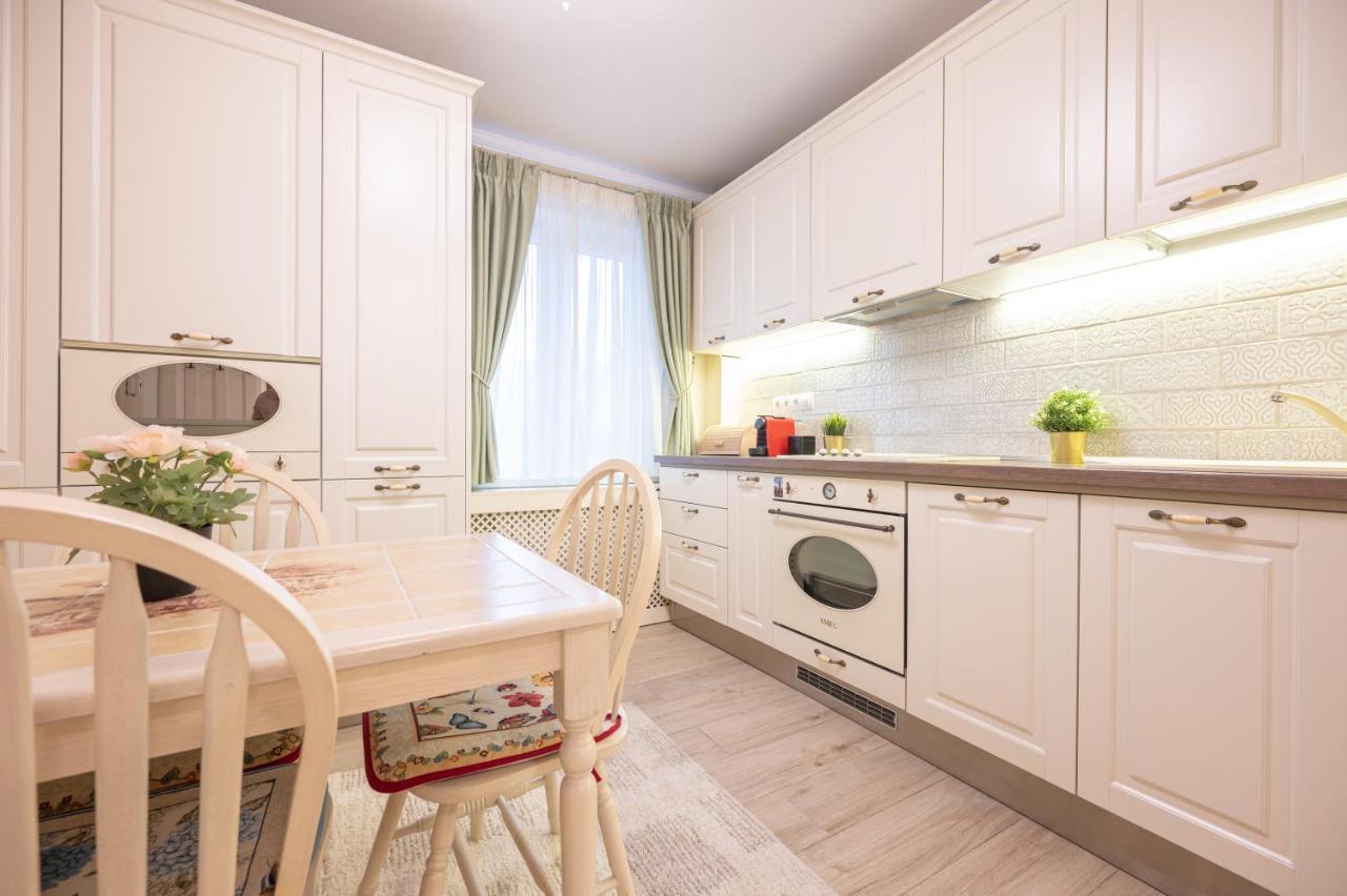 Apartamento Dragos Flat Oradea Exterior foto
