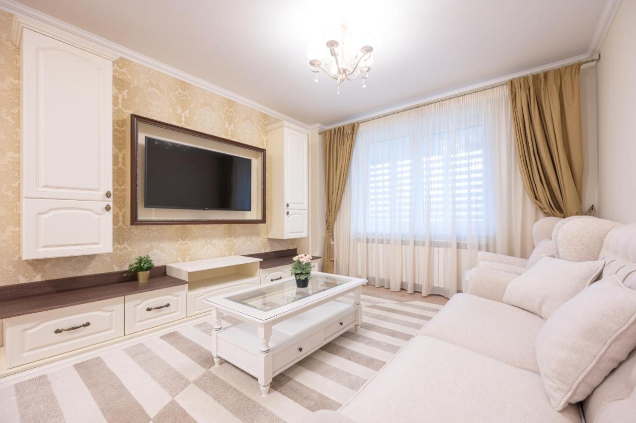 Apartamento Dragos Flat Oradea Exterior foto