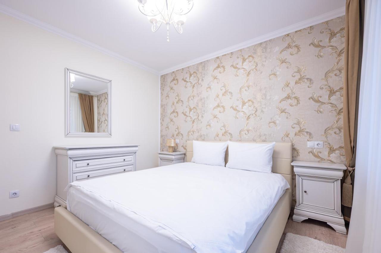 Apartamento Dragos Flat Oradea Exterior foto