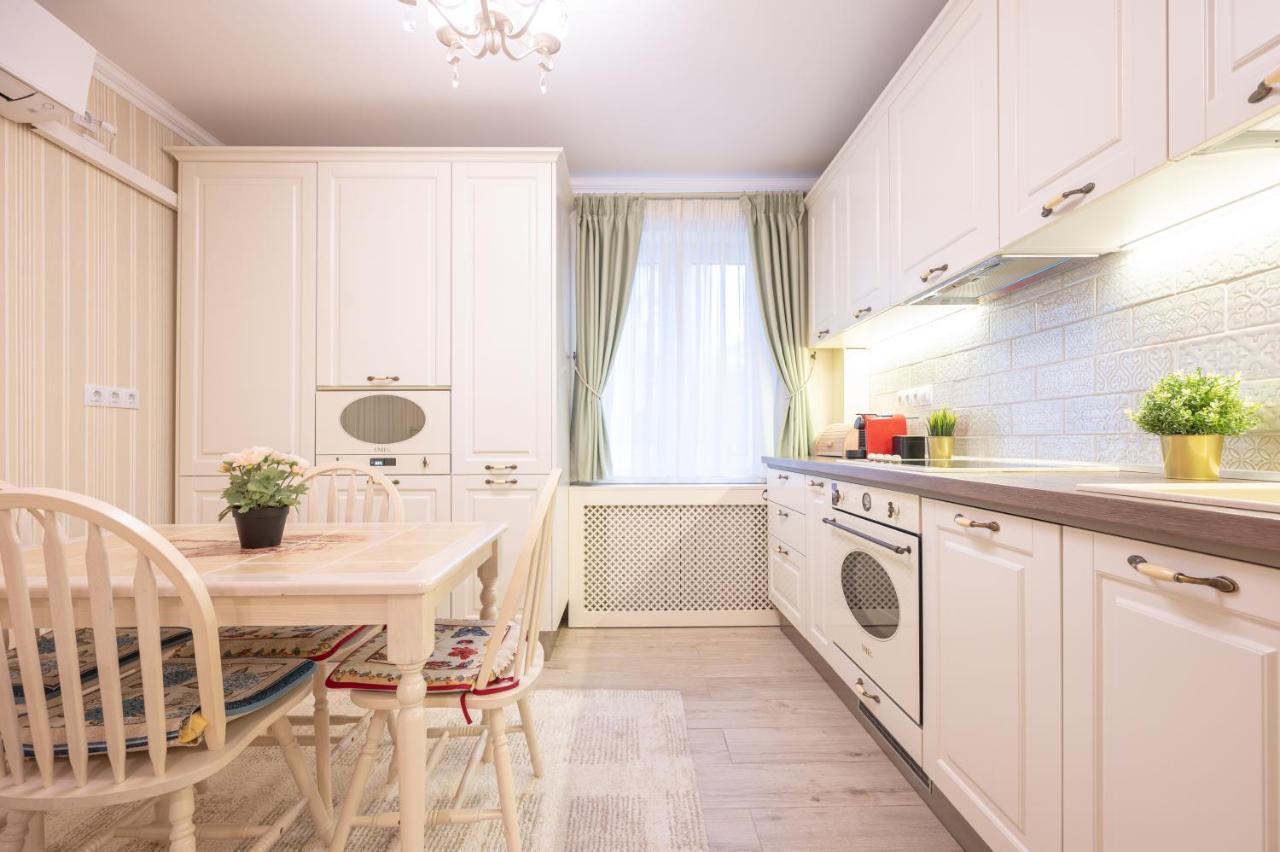 Apartamento Dragos Flat Oradea Exterior foto